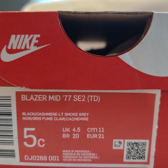 NIKE Blazer Mid '77 SE2 (TD) SIZE 5c - Picture 15 of 16